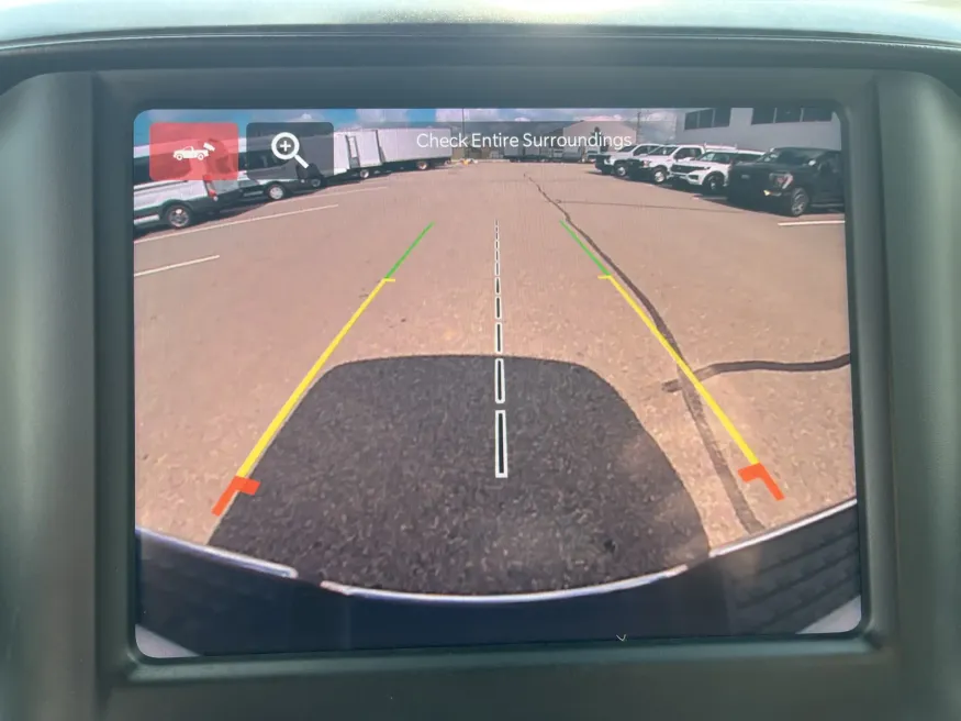 2024 RAM 2500 Big Horn | Photo 10 of 21