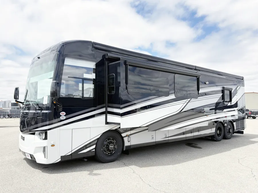 2026 Newmar Dutch Star 4369 | Photo 22 of 30