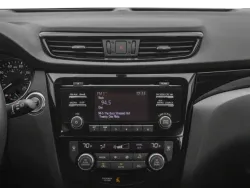 2018 Nissan Rogue Sport | Thumbnail Photo 6 of 13