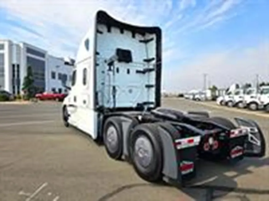 2026 Freightliner PJ126SLP | Photo 30 of 45