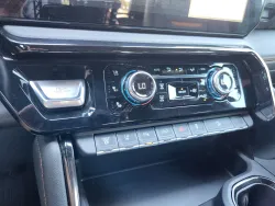 2025 GMC Sierra 2500HD AT4 | Thumbnail Photo 28 of 33