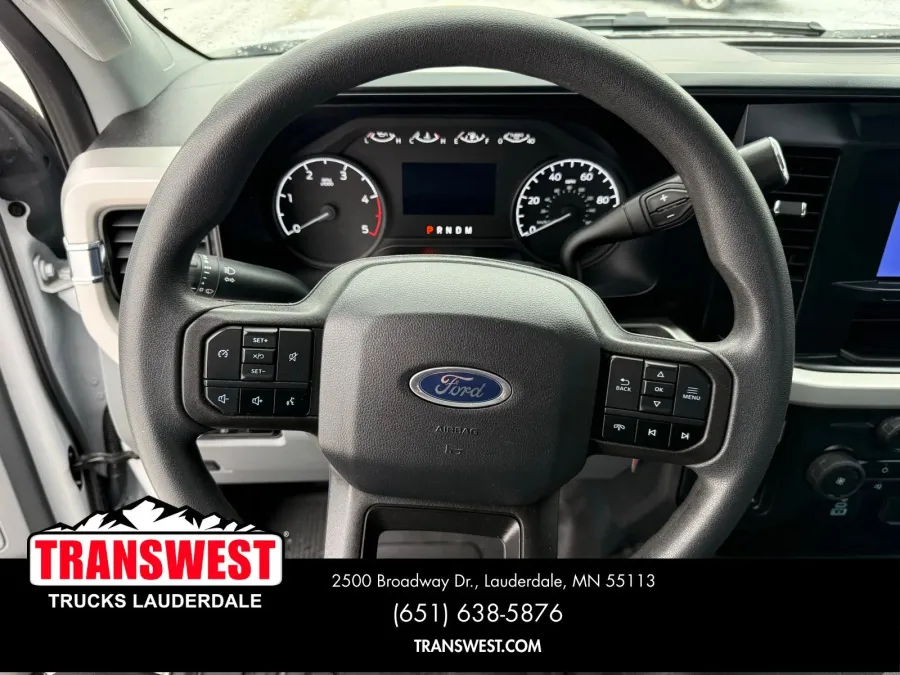 2024 Ford Super Duty F-350 XL | Photo 11 of 15