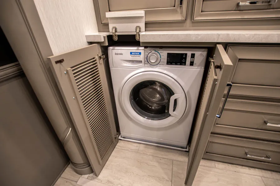 2026 Newmar Supreme Aire 4505 | Photo 25 of 27