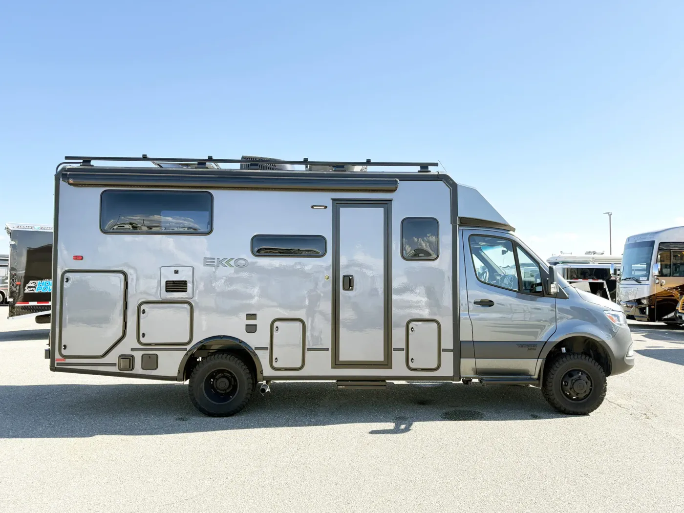 2026 Winnebago EKKO 23B | Photo 3 of 23