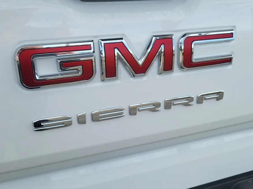 2026 GMC Sierra 1500 Pro | Photo 7 of 22