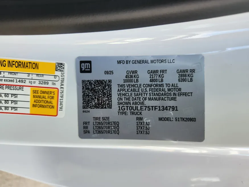 2026 GMC Sierra 2500HD Pro | Photo 11 of 30