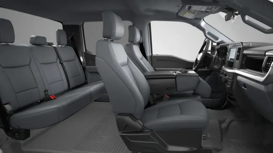 2026 Ford Super Duty F-250 | Photo 5 of 8