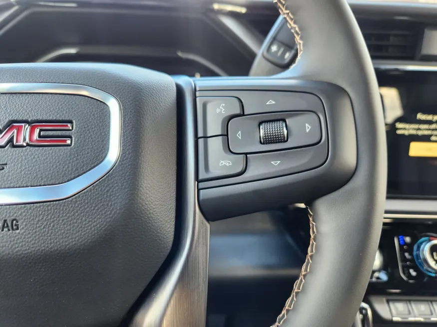 2026 GMC Sierra 2500HD AT4 | Photo 24 of 31