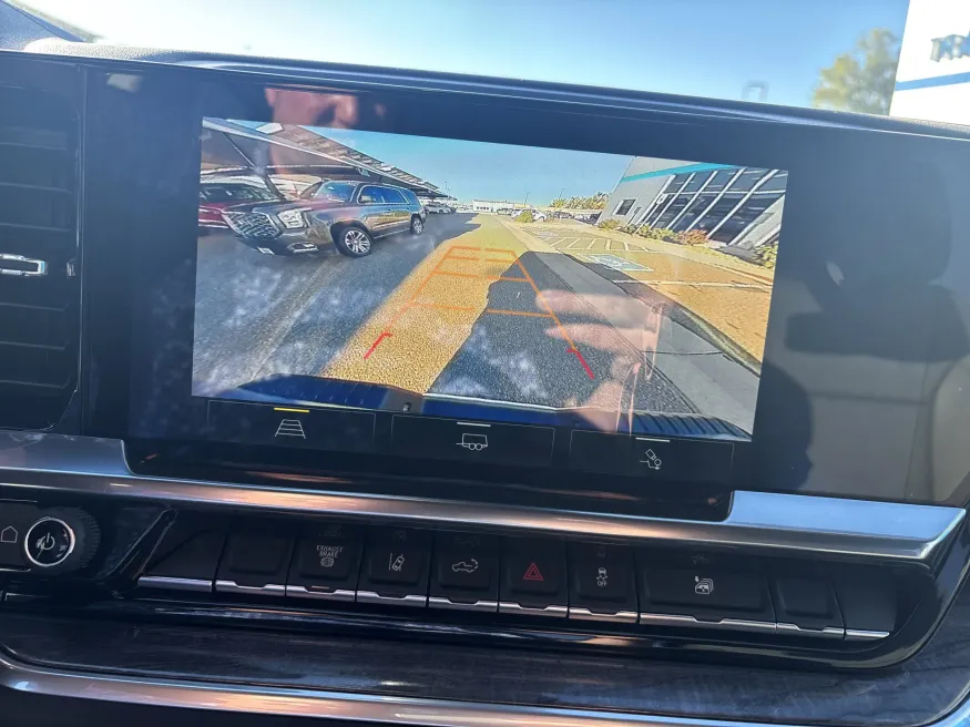 2026 Chevrolet Silverado 2500HD LTZ | Photo 14 of 19