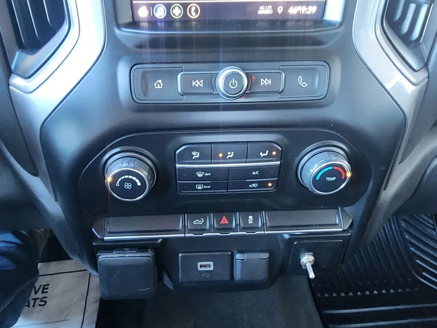 2020 Chevrolet Silverado 1500 Custom | Photo 21 of 25