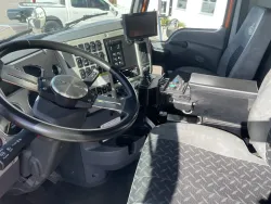 2017 Mack GU432 | Thumbnail Photo 9 of 15