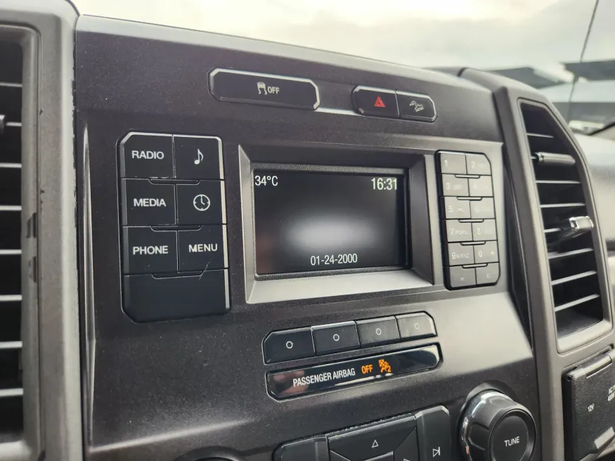 2019 Ford Super Duty F-350 SRW | Photo 27 of 30