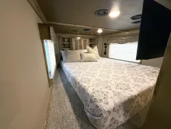 2026 Cimarron Norstar 4HLQ | Thumbnail Photo 8 of 30