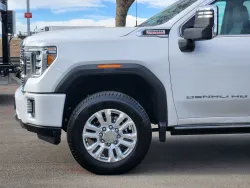 2022 GMC Sierra 2500HD Denali | Thumbnail Photo 4 of 21