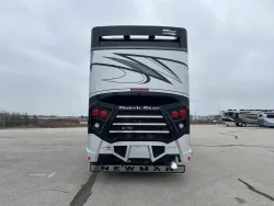 2026 Newmar Dutch Star 4081 | Thumbnail Photo 4 of 42