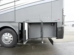 2023 Newmar Ventana 4326 | Thumbnail Photo 32 of 34