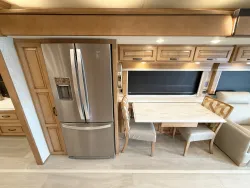 2023 Newmar Dutch Star 3736 | Thumbnail Photo 12 of 30