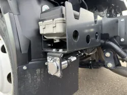 2025 Isuzu NRR | Thumbnail Photo 11 of 24