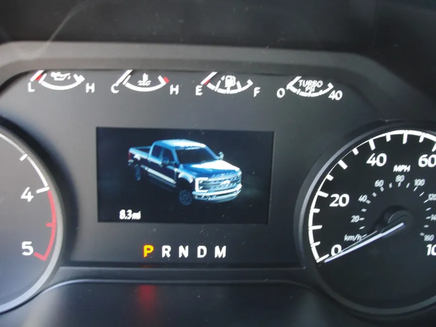 2026 Ford F-550 | Photo 9 of 16