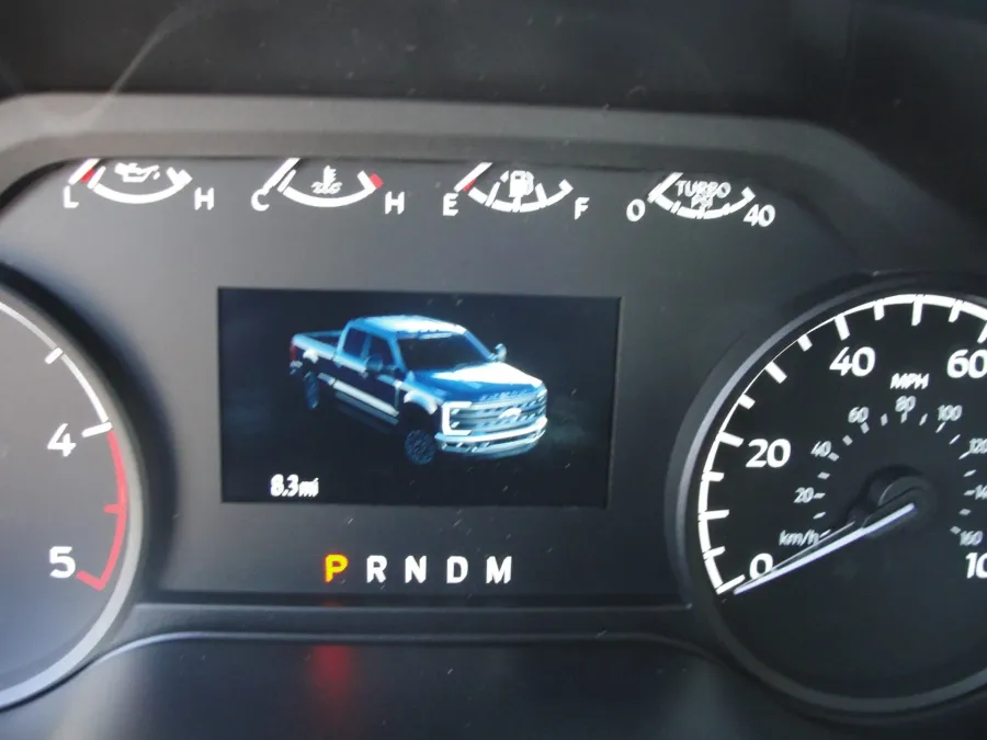 2026 Ford F-550 | Photo 9 of 16