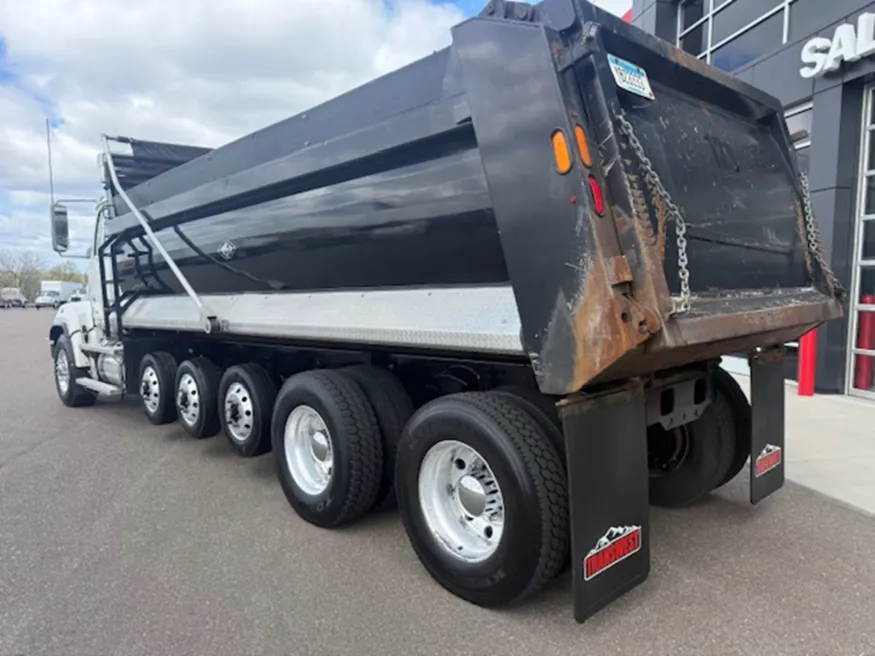 2021 Western Star 4700 | Photo 4 of 12