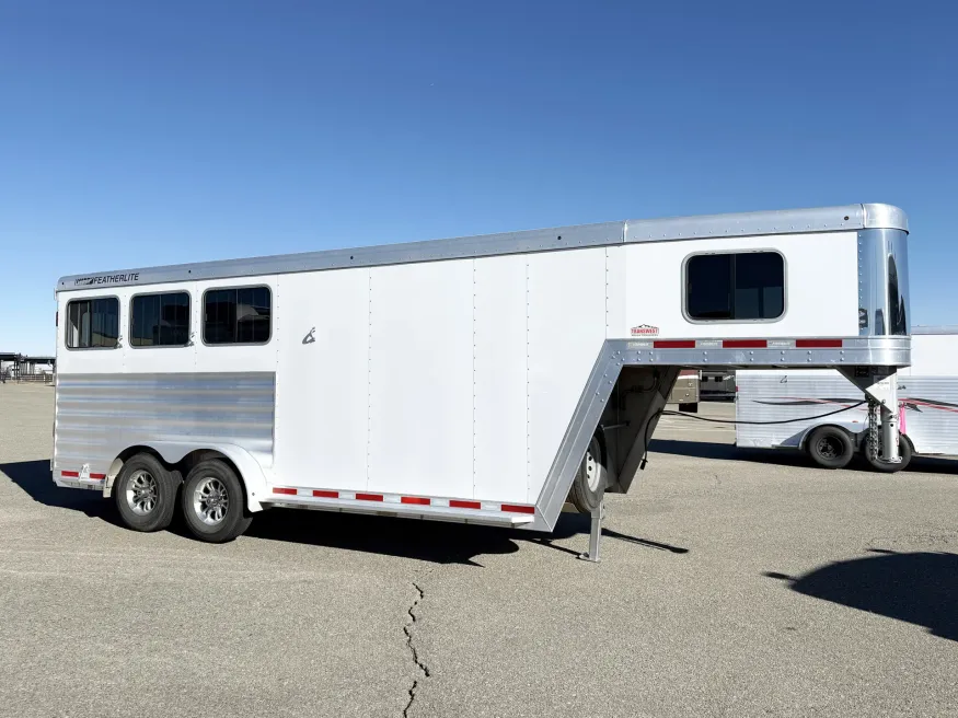 2020 Featherlite 3HGN | Photo 1 of 17