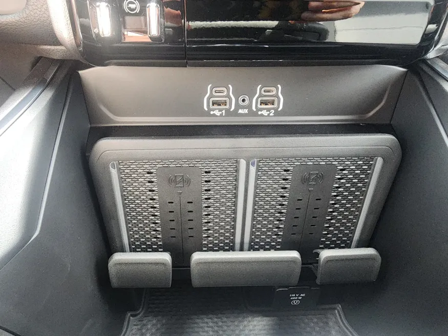 2025 RAM 3500 Laramie | Photo 24 of 26