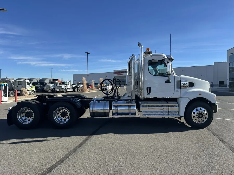 2026 Western Star 49X | Photo 4 of 17