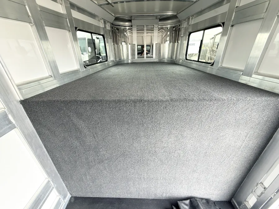 2026 Cimarron Norstar Warmblood 2HGN | Photo 6 of 18