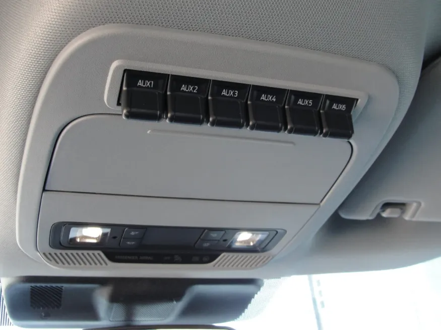 2026 Ford F-350 | Photo 12 of 16