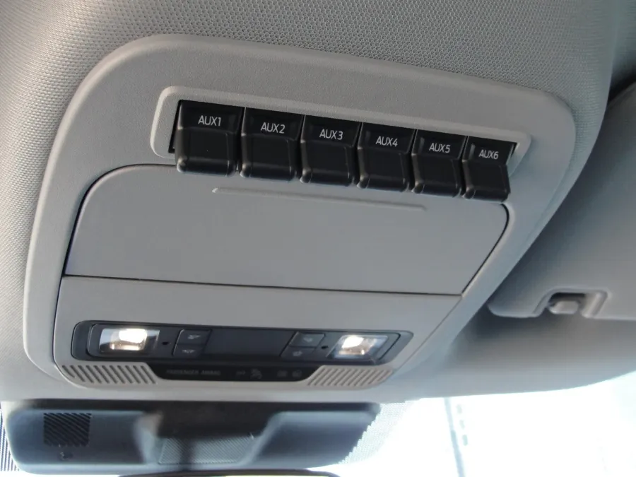 2026 Ford F-350 | Photo 12 of 16