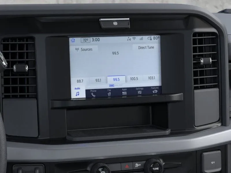 2026 Ford Super Duty F-550 | Photo 14 of 22