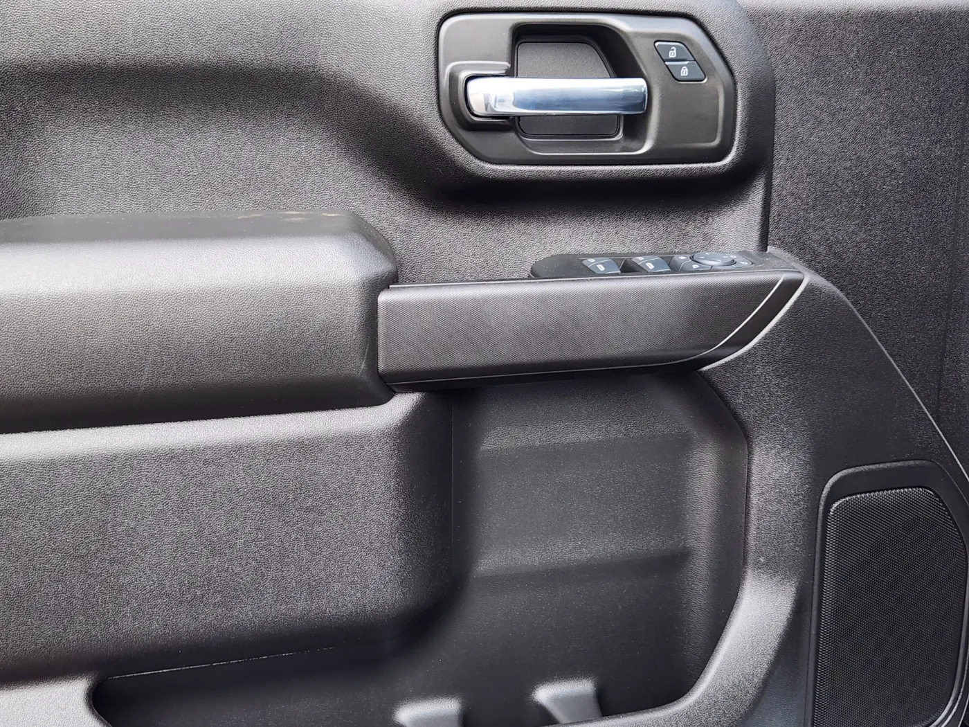 2025 GMC Sierra 2500HD Pro | Photo 5 of 26