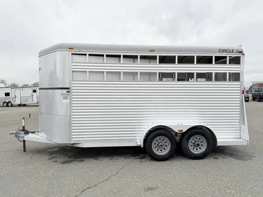 2006 Circle J Stock | Photo 10 of 12