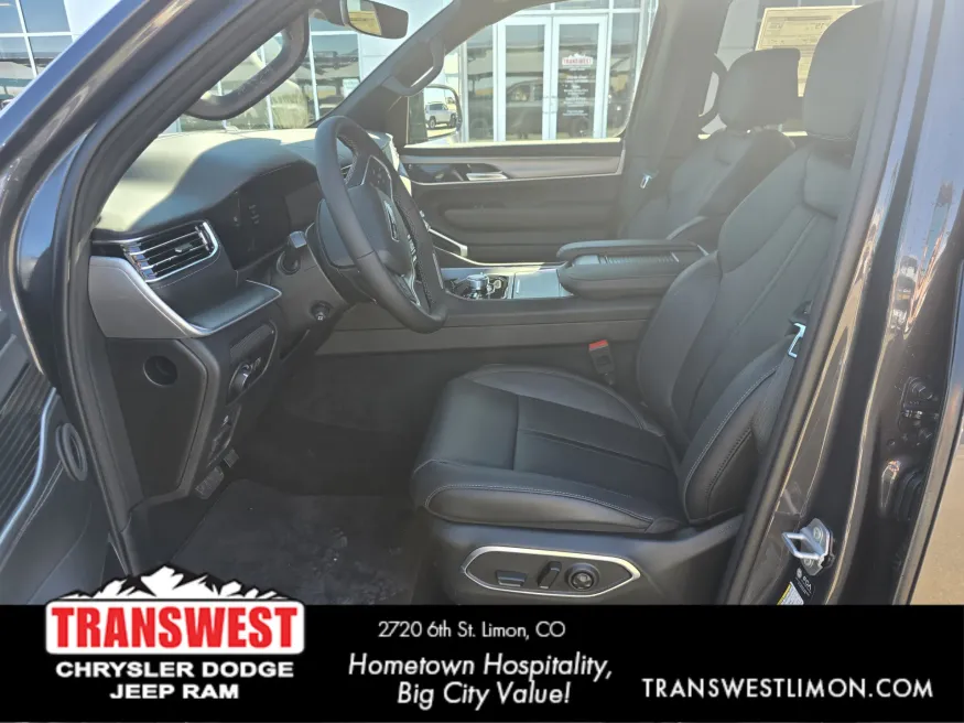 2026 Jeep Grand Wagoneer Limited Reserve | Photo 9 of 29