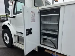 2022 Freightliner M2 106 | Thumbnail Photo 17 of 36