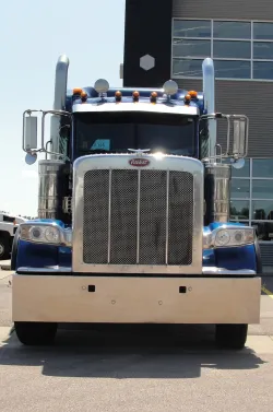 2022 Peterbilt 389 | Thumbnail Photo 5 of 23