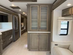 2026 Newmar Ventana 3512 | Thumbnail Photo 15 of 40