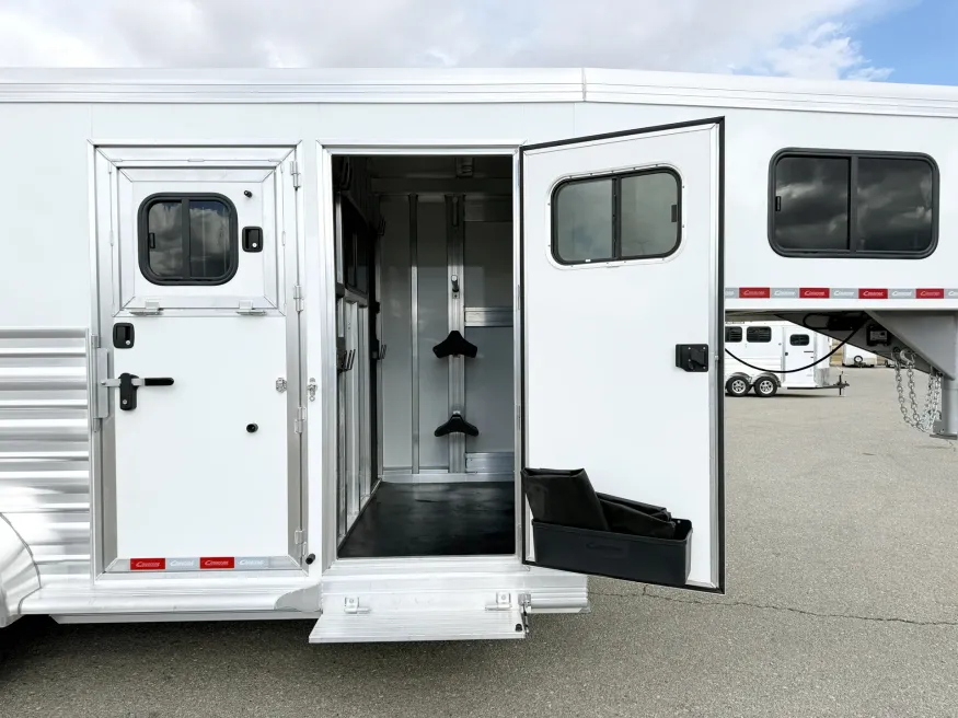 2027 Cimarron Norstar Warmblood 2HGN | Photo 4 of 20