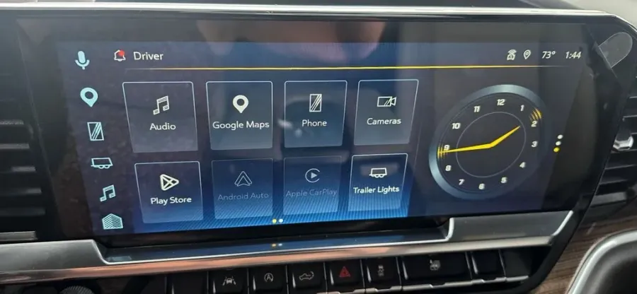 2025 Chevrolet Silverado 1500 | Photo 20 of 28