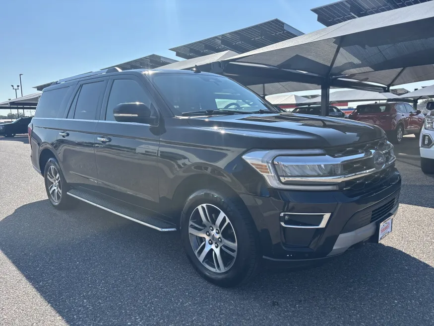 2023 Ford Expedition Max Limited | Photo 6 of 24