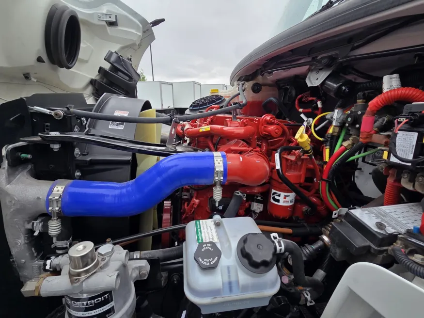 2022 Freightliner M2 106 | Photo 22 of 36