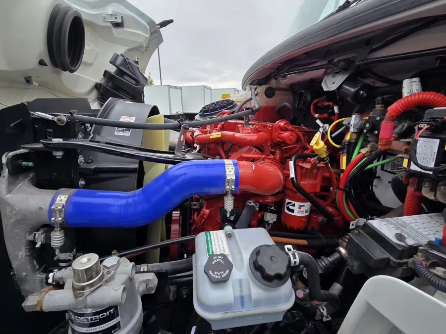 2022 Freightliner M2 106 | Photo 22 of 36