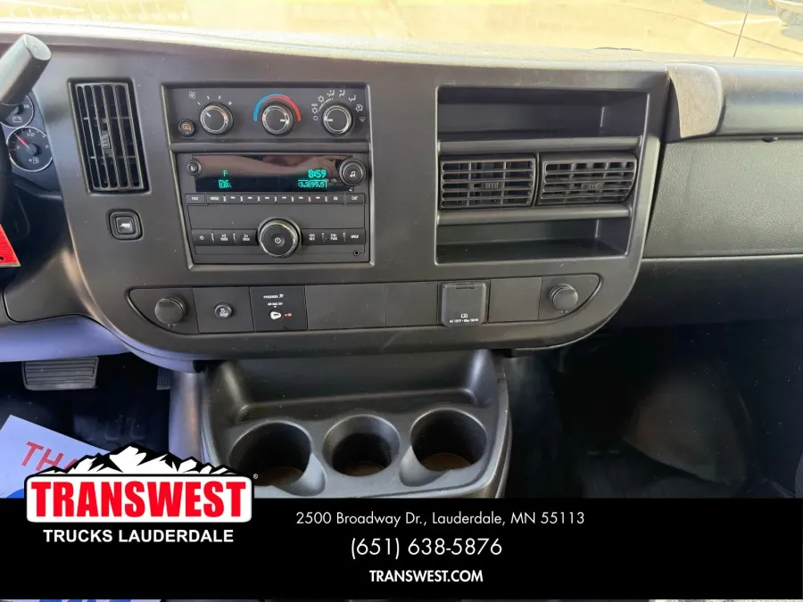 2024 GMC Savana 2500 Cargo | Photo 8 of 20