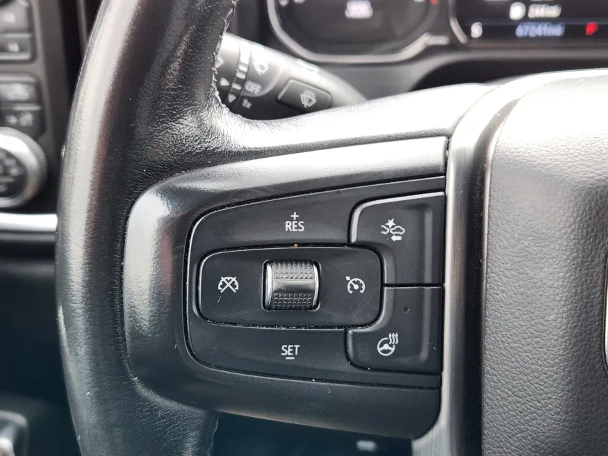 2020 GMC Sierra 2500HD Denali | Photo 18 of 26