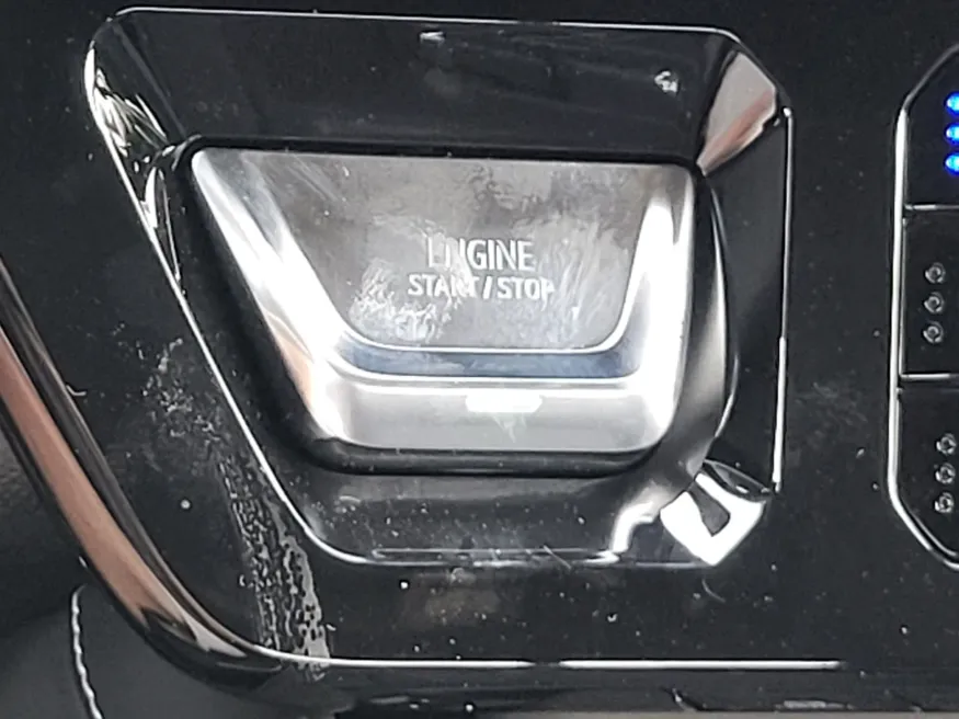 2026 GMC Sierra 2500HD AT4X | Photo 17 of 25