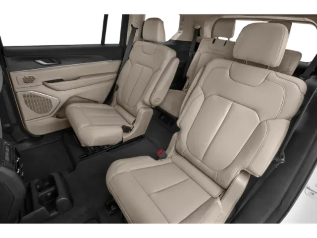 2022 Jeep Grand Cherokee L | Photo 9 of 13