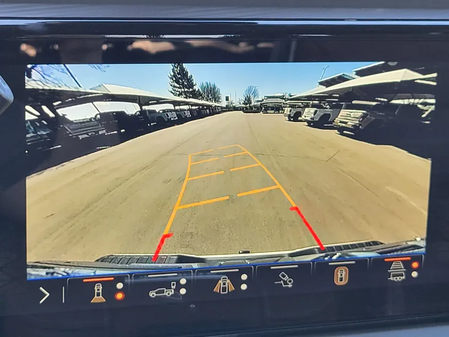 2026 GMC Sierra 2500HD Denali Ultimate | Photo 15 of 25
