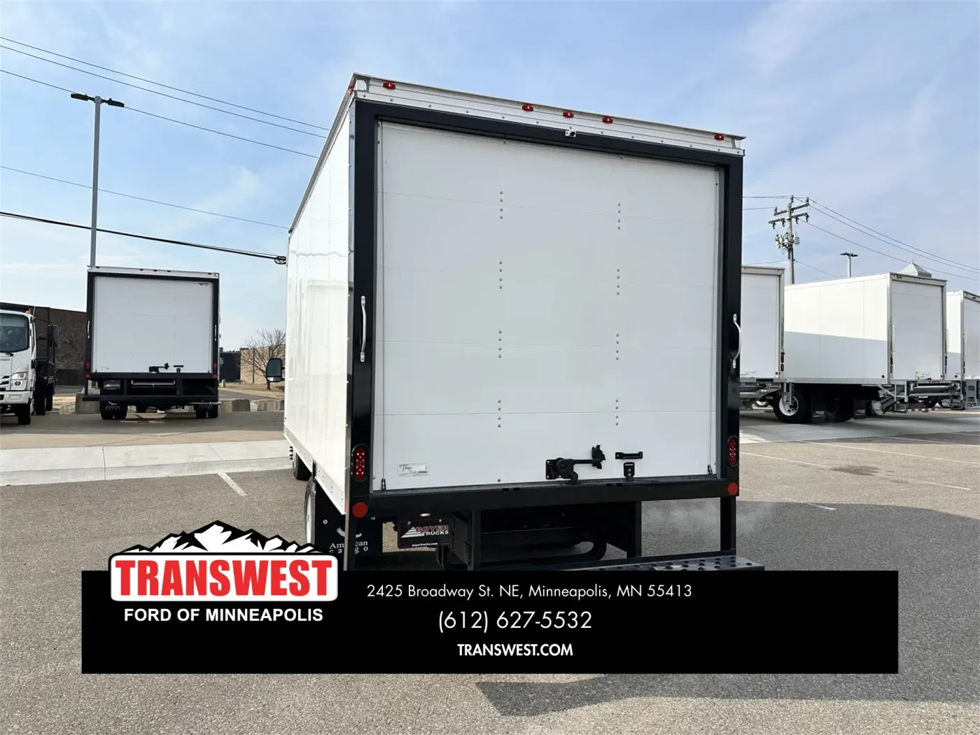 2025 Ford E-350SD | Photo 4 of 11