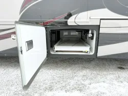 2019 Fleetwood Discovery 40M LXE | Thumbnail Photo 30 of 30